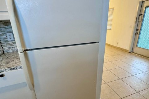 Condominio en venta en Delray Beach, Florida, 2 dormitorios, 81.75 m2 № 1992069 - foto 7