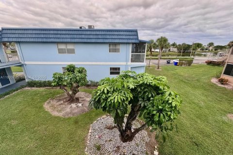 Condominio en venta en Delray Beach, Florida, 2 dormitorios, 81.75 m2 № 1992069 - foto 16