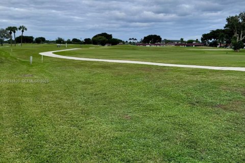 Condominio en venta en Delray Beach, Florida, 2 dormitorios, 81.75 m2 № 1992069 - foto 21