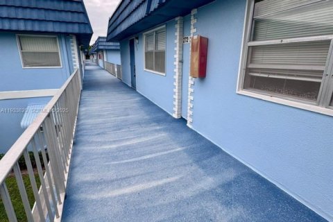 Condominio en venta en Delray Beach, Florida, 2 dormitorios, 81.75 m2 № 1992069 - foto 20