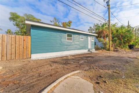 Casa en venta en Saint Petersburg, Florida, 3 dormitorios, 82.22 m2 № 2113690 - foto 20