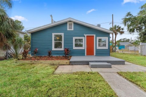 Casa en Saint Petersburg, Florida 3 dormitorios, 82.22 m2 № 2113690