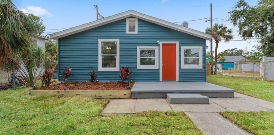 Casa en Saint Petersburg, Florida 3 dormitorios, 82.22 m2 № 2113690
