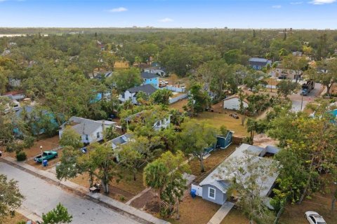 Casa en venta en Saint Petersburg, Florida, 3 dormitorios, 82.22 m2 № 2113690 - foto 22