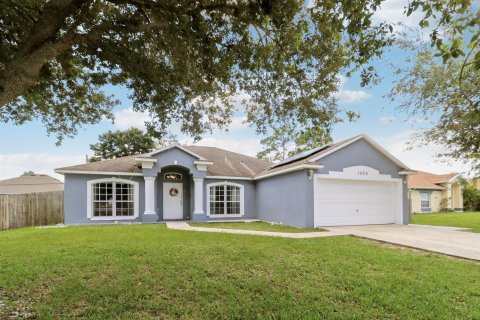 Casa en venta en Port St. Lucie, Florida, 5 dormitorios, 233 m2 № 2300641 - foto 2