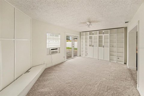 Villa ou maison à vendre à Saint Petersburg, Floride: 3 chambres, 133.78 m2 № 2287135 - photo 13