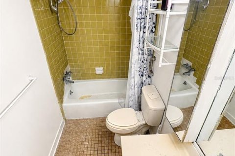 Copropriété à vendre à Saint Petersburg, Floride: 2 chambres, 76.64 m2 № 2205458 - photo 8