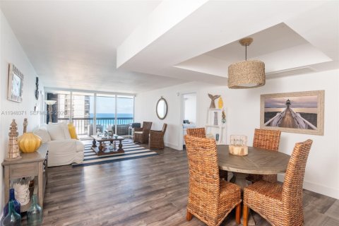 Copropriété à vendre à Riviera Beach, Floride: 2 chambres, 119.94 m2 № 2009182 - photo 8