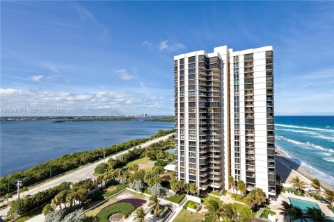 Copropriété à vendre à Riviera Beach, Floride: 2 chambres, 119.94 m2 № 2009182 - photo 30