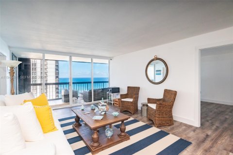 Copropriété à vendre à Riviera Beach, Floride: 2 chambres, 119.94 m2 № 2009182 - photo 5