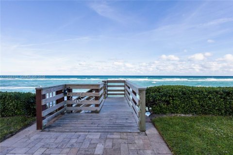 Copropriété à vendre à Riviera Beach, Floride: 2 chambres, 119.94 m2 № 2009182 - photo 29