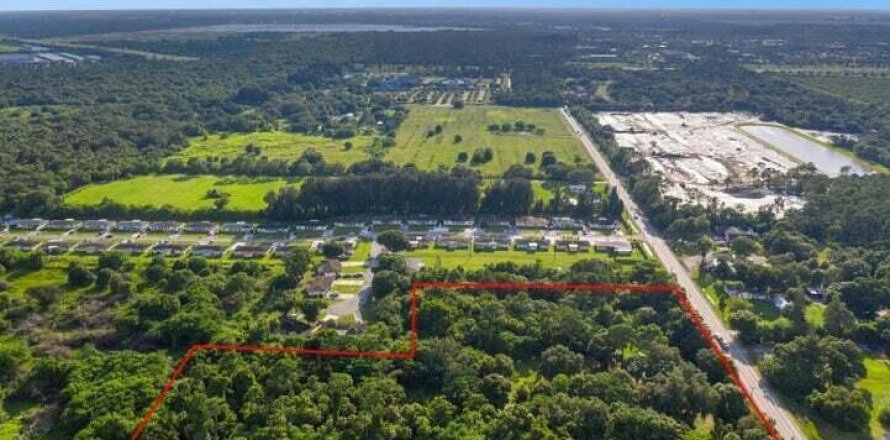 Land in Fort Pierce, Florida № 1207746