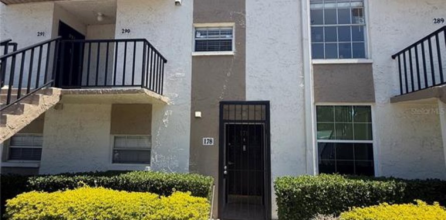 Condo in Brandon, Florida, 1 bedroom № 1650655