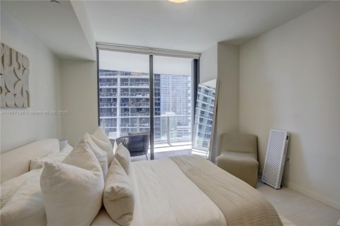 Condo in Miami, Florida, 1 bedroom № 2194042 - photo 23