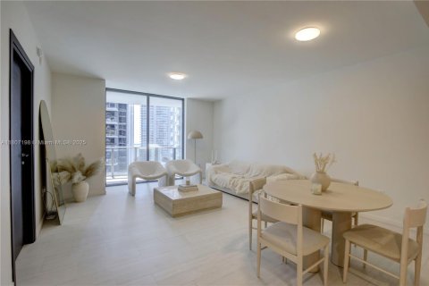 Condo in Miami, Florida, 1 bedroom № 2194042 - photo 14