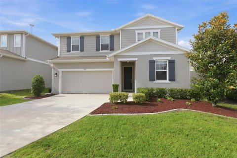 House in DeLand, Florida 4 bedrooms, 225.29 sq.m. № 2222403