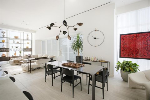 Copropriété à louer à Miami Beach, Floride: 2 chambres, 175.03 m2 № 2025071 - photo 2