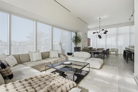 Copropriété à louer à Miami Beach, Floride: 2 chambres, 175.03 m2 № 2025071 - photo 11