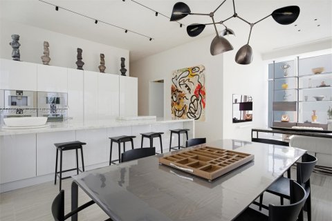 Copropriété à louer à Miami Beach, Floride: 2 chambres, 175.03 m2 № 2025071 - photo 4