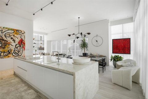 Copropriété à louer à Miami Beach, Floride: 2 chambres, 175.03 m2 № 2025071 - photo 7