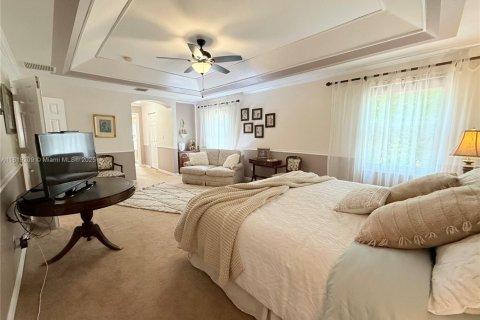 House in Weston, Florida 5 bedrooms, 292.08 sq.m. № 1783600 - photo 29