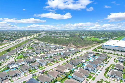 House in Homestead, Florida 5 bedrooms, 273.5 sq.m. № 1800817 - photo 8