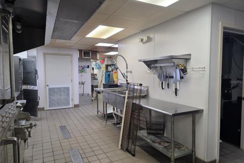 Commercial property in Titusville, Florida 393.44 sq.m. № 2368717 - photo 10