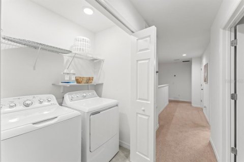 Townhouse in Davenport, Florida 3 bedrooms, 149.2 sq.m. № 1784685 - photo 17