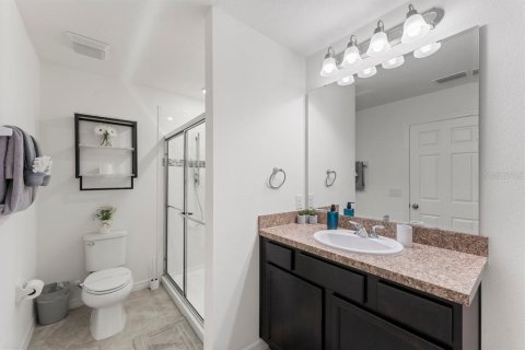 Townhouse in Davenport, Florida 3 bedrooms, 149.2 sq.m. № 1784685 - photo 24