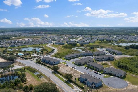 Townhouse in Davenport, Florida 3 bedrooms, 149.2 sq.m. № 1784685 - photo 29