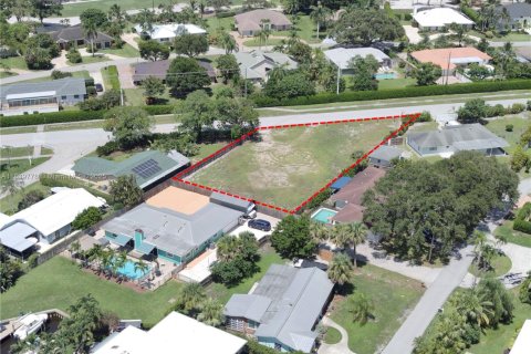 Terreno en venta en Jupiter, Florida № 1838693 - foto 2