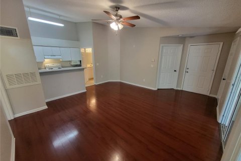 Copropriété à vendre à Orlando, Floride: 2 chambres, 81.2 m2 № 2113654 - photo 9