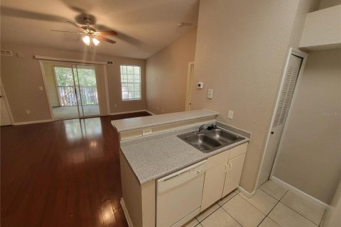 Copropriété à vendre à Orlando, Floride: 2 chambres, 81.2 m2 № 2113654 - photo 11