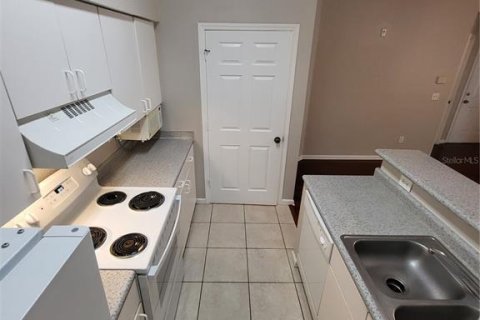 Copropriété à vendre à Orlando, Floride: 2 chambres, 81.2 m2 № 2113654 - photo 13