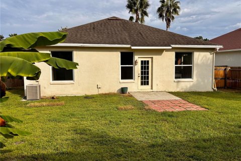 Villa ou maison à louer à Oviedo, Floride: 3 chambres, 124.58 m2 № 2391462 - photo 15