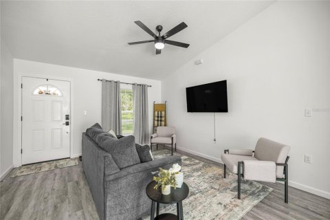 Villa ou maison à louer à Ocala, Floride: 3 chambres, 134.15 m2 № 2232920 - photo 5