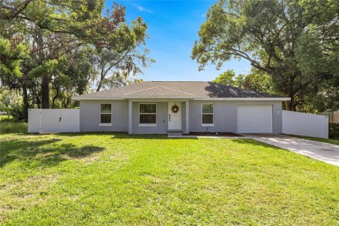Villa ou maison à louer à Ocala, Floride: 3 chambres, 134.15 m2 № 2232920 - photo 2