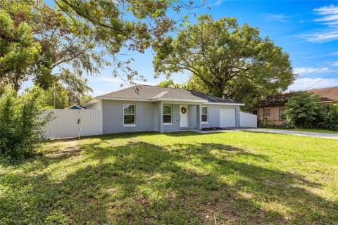 House in Ocala, Florida 3 bedrooms, 134.15 sq.m. № 2232920