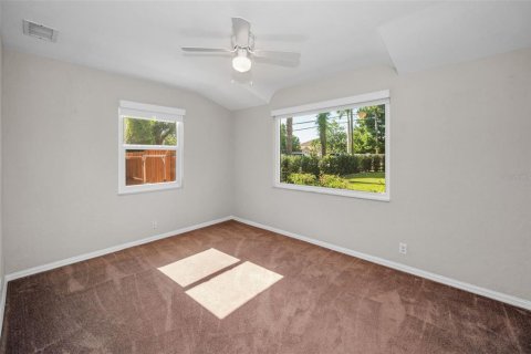 Casa en venta en Saint Petersburg, Florida, 4 dormitorios, 174.1 m2 № 1876024 - foto 19