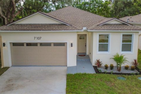 Villa ou maison à vendre à Orlando, Floride: 3 chambres, 159.79 m2 № 2235855 - photo 4