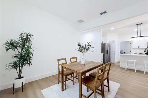 Villa ou maison à vendre à Orlando, Floride: 3 chambres, 159.79 m2 № 2235855 - photo 18