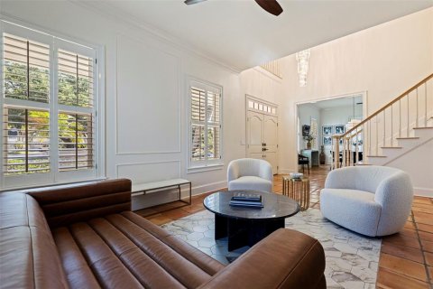 Casa en venta en Tampa, Florida, 5 dormitorios, 374.4 m2 № 2158000 - foto 9