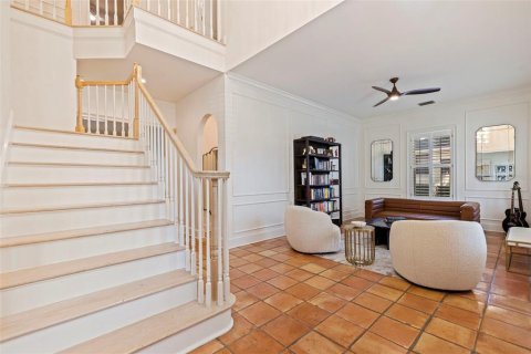 Casa en venta en Tampa, Florida, 5 dormitorios, 374.4 m2 № 2158000 - foto 7