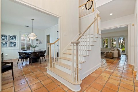 Casa en venta en Tampa, Florida, 5 dormitorios, 374.4 m2 № 2158000 - foto 6