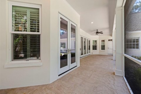 Casa en venta en Tampa, Florida, 5 dormitorios, 374.4 m2 № 2158000 - foto 27