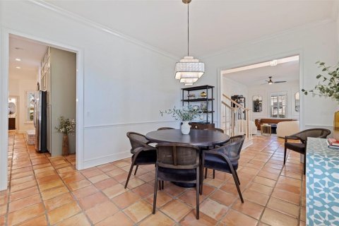Casa en venta en Tampa, Florida, 5 dormitorios, 374.4 m2 № 2158000 - foto 12