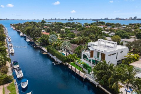 Villa ou maison à vendre à Miami Shores, Floride: 4 chambres, 458.75 m2 № 2042897 - photo 2