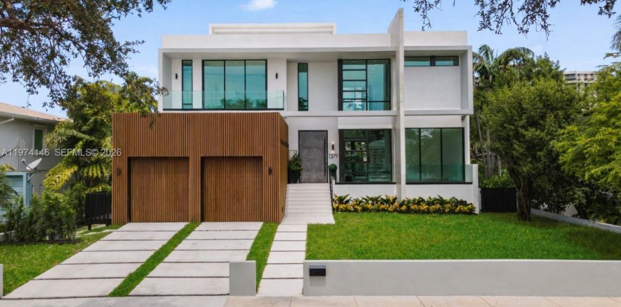 Villa ou maison à Miami Shores, Floride 4 chambres, 458.75 m2 № 2042897