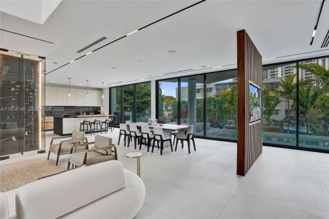 Villa ou maison à vendre à Miami Shores, Floride: 4 chambres, 458.75 m2 № 2042897 - photo 11