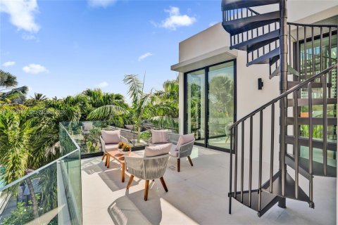 Villa ou maison à vendre à Miami Shores, Floride: 4 chambres, 458.75 m2 № 2042897 - photo 16